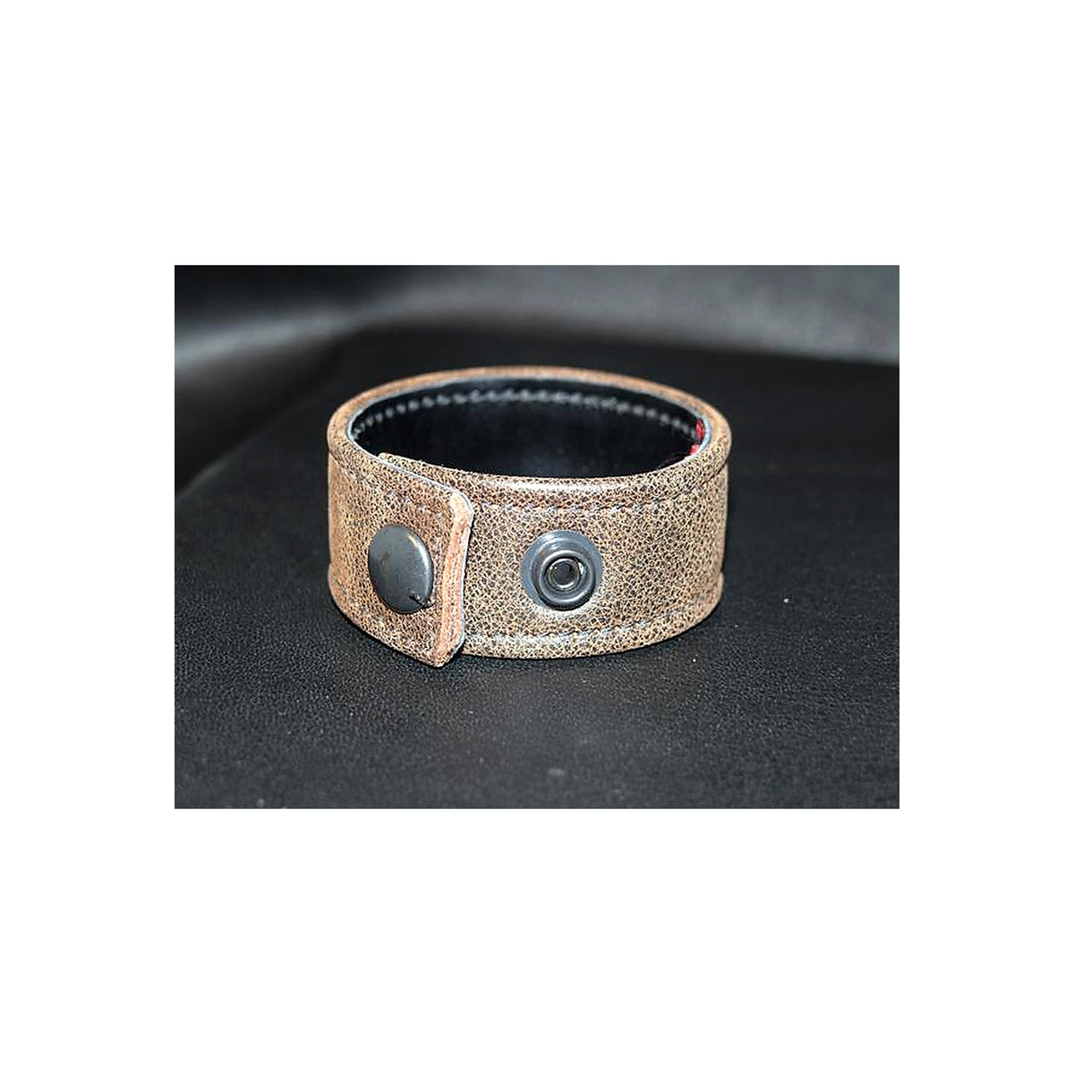LM200177 GEARKC 1.25" WRISTBAND SEWN SNAPS